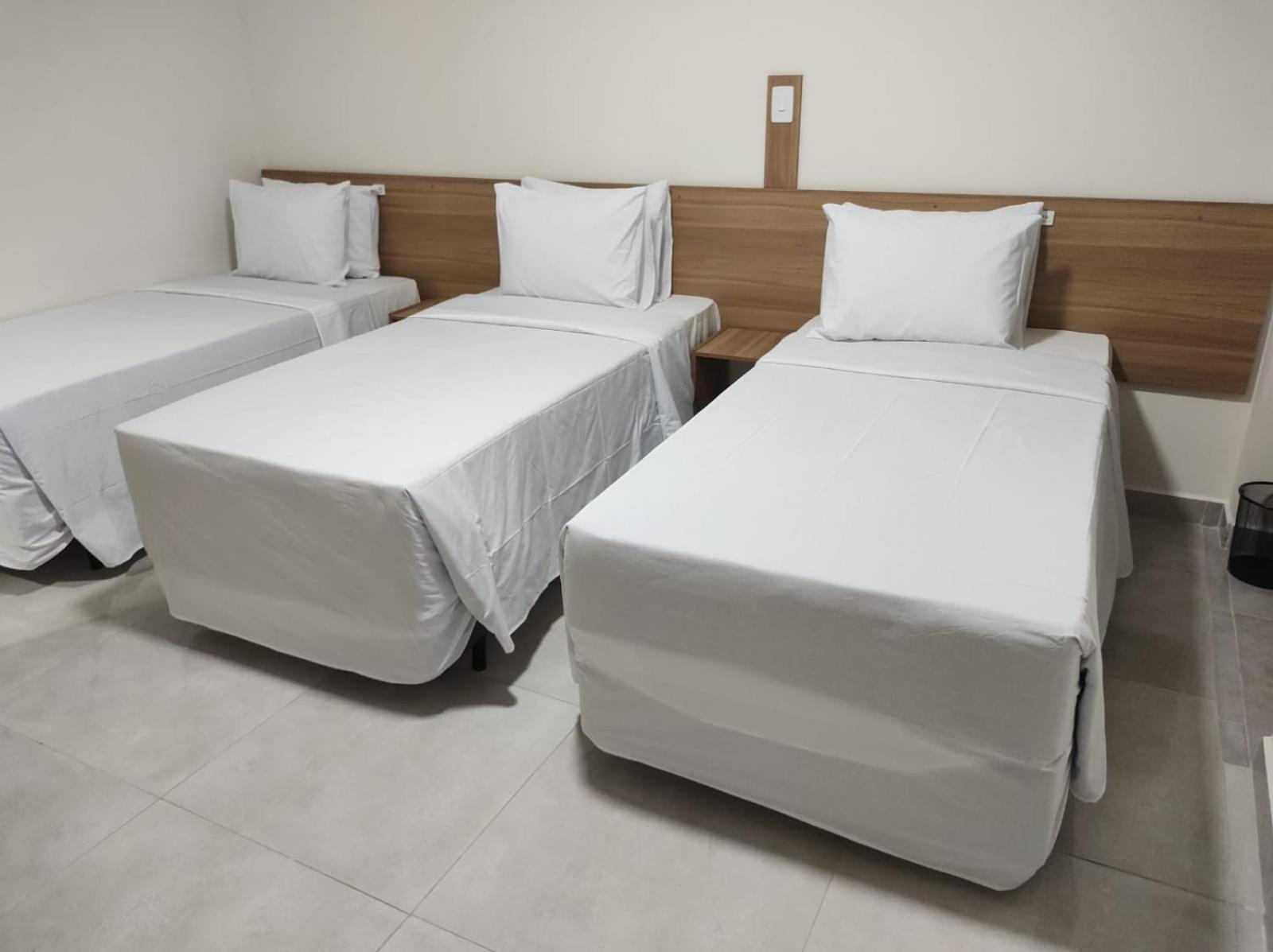 Hotel Internacional 과룰류스 외부 사진